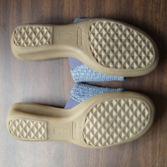 Aerosoles Denim Slider Heelrest Sandals - Picture 4 of 4